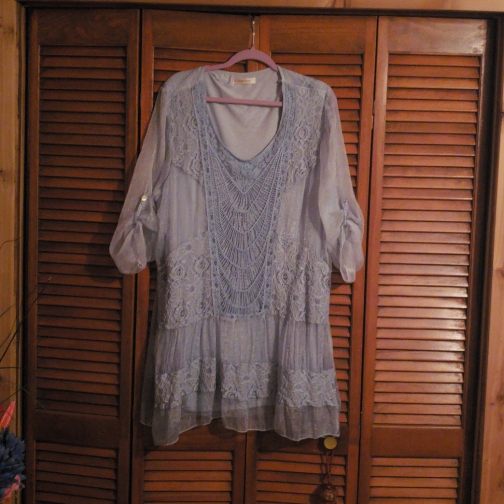 NWOT Lacey, Romantic Tunic